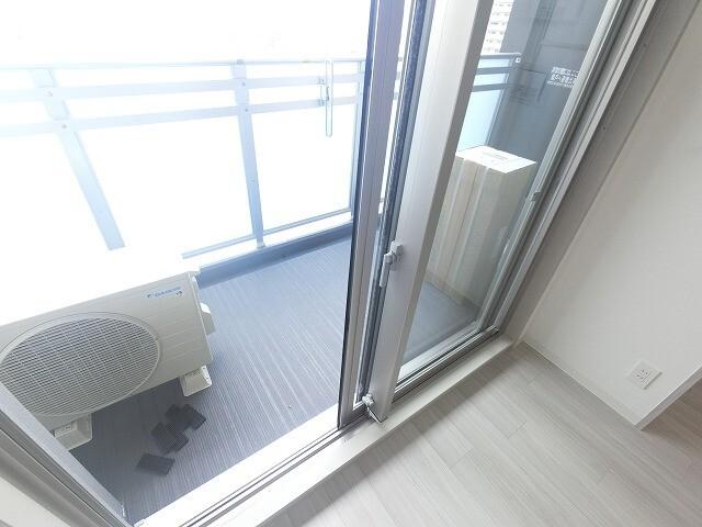 プレサンス塚本ベラビィ バルコニー
