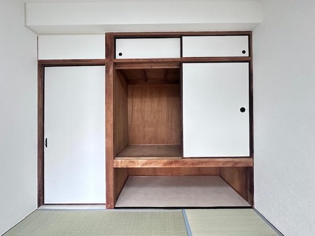 オリンピヤコープ 収納