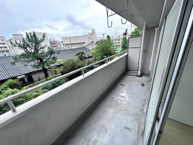 オリンピヤコープ バルコニー
