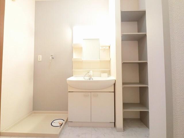 シャーメゾン田川北 洗面