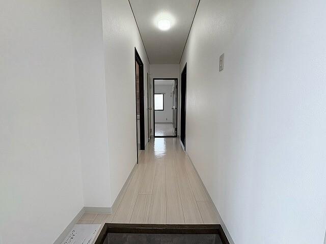 佃ハイツ 玄関
