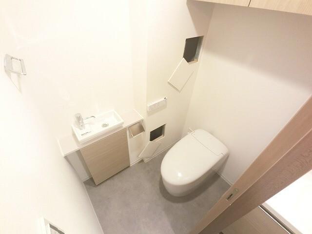 ザ・パークハビオ塚本 トイレ