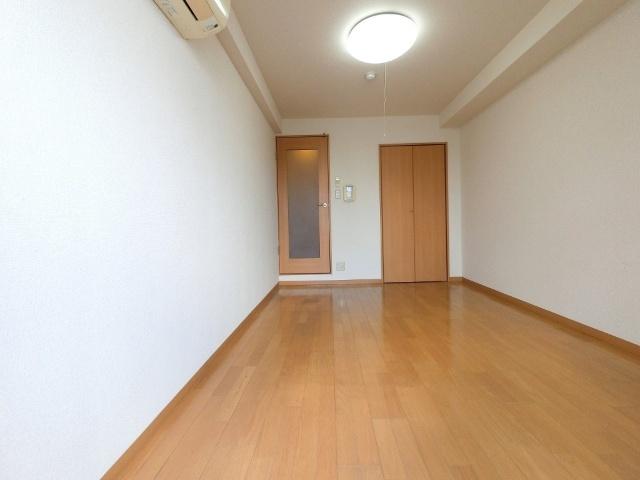 リックリグ塚本 リビング