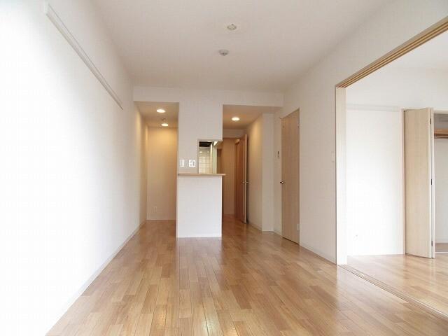 大阪市西淀川区千舟マンション リビング
