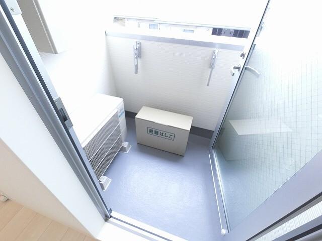 大阪市西淀川区千舟アパート バルコニー