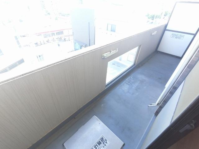 エクウス佃 バルコニー