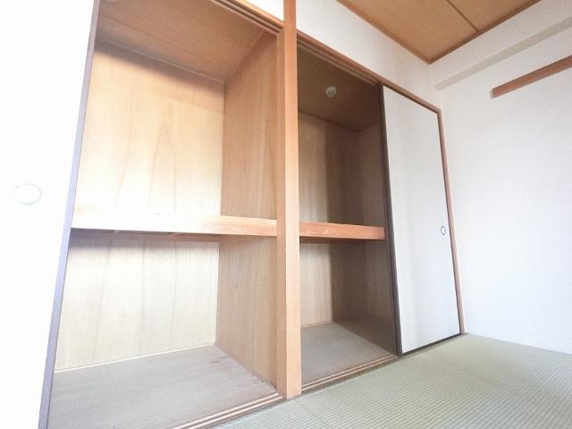 エクウス佃 収納