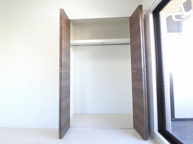 大阪市淀川区十三本町マンション 収納
