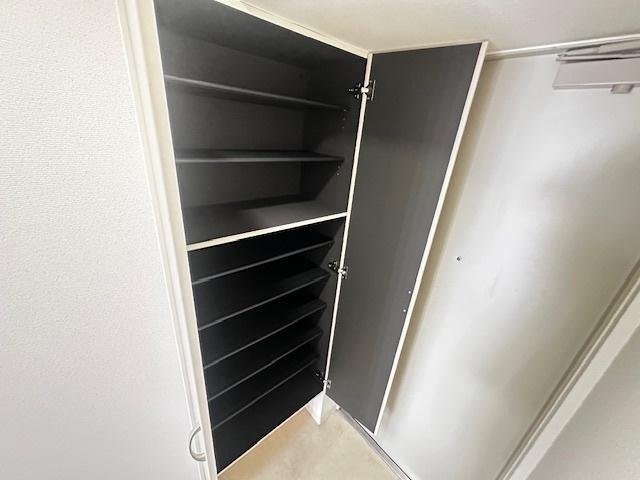 レビソール 玄関