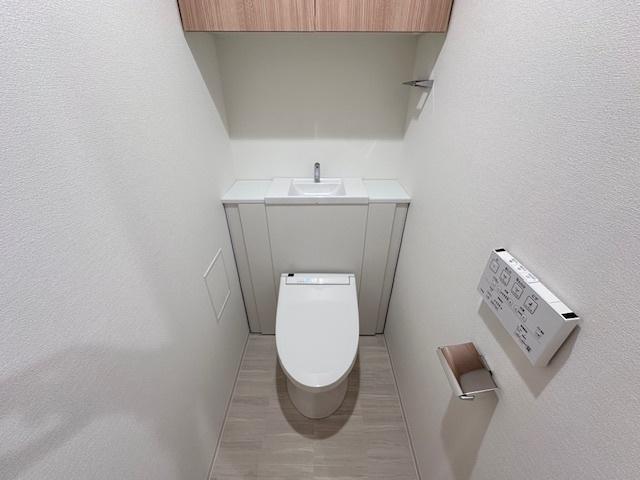 ブランニード塚本駅前 トイレ