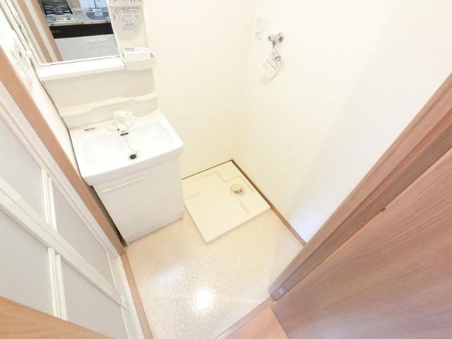 ラシーヌ新北野 洗面