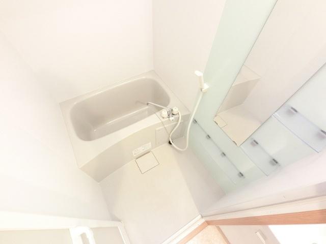 ラシーヌ新北野 バス／シャワー