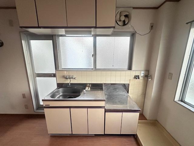 大阪市淀川区塚本マンション キッチン