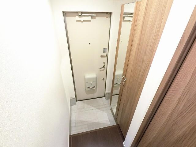 サンロード新和Ⅲ 玄関