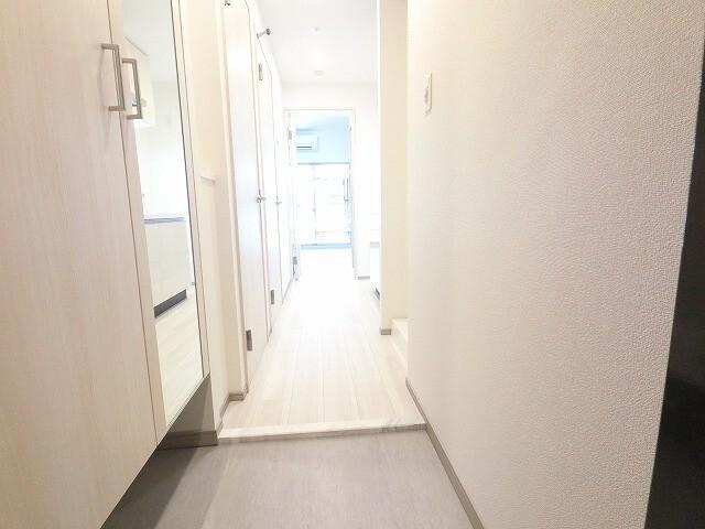 スプランディッドⅦ（223） 玄関