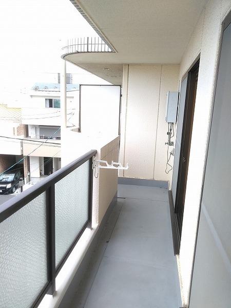 タクティ三津屋 バルコニー
