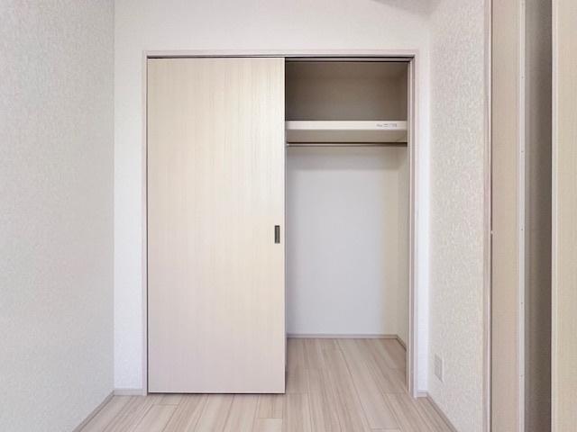 プレジオ塚本ASIAN 収納