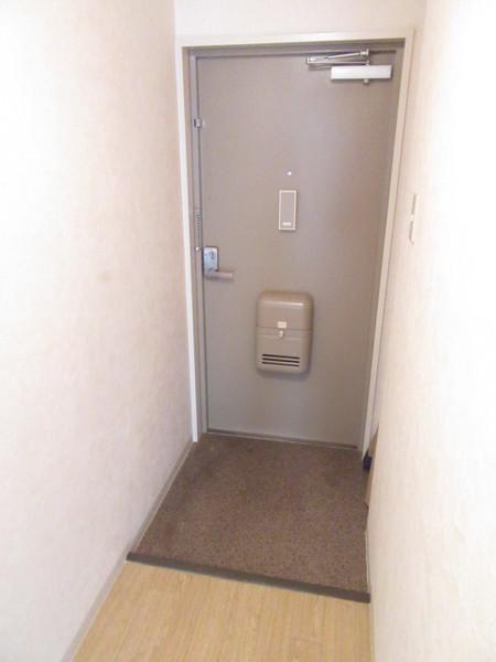 大阪市淀川区十三元今里マンション 玄関