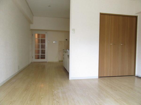 大阪市淀川区十三元今里マンション リビング