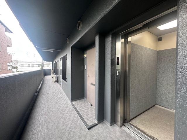 大阪市淀川区三津屋南マンション バルコニー