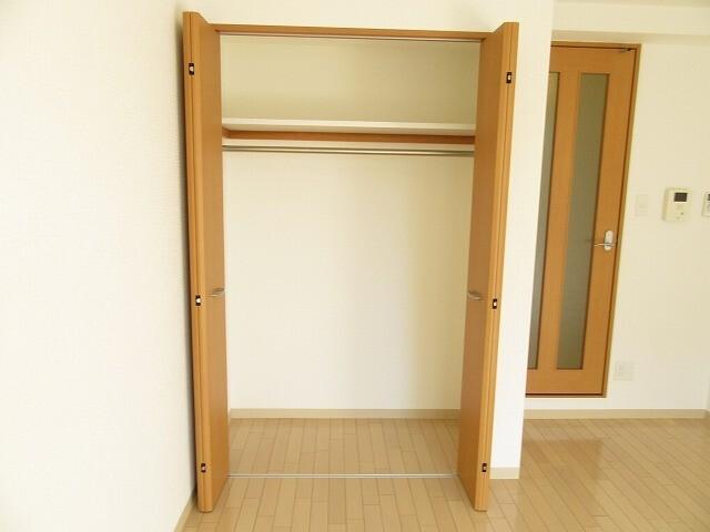 リズ新北野（403.） 収納