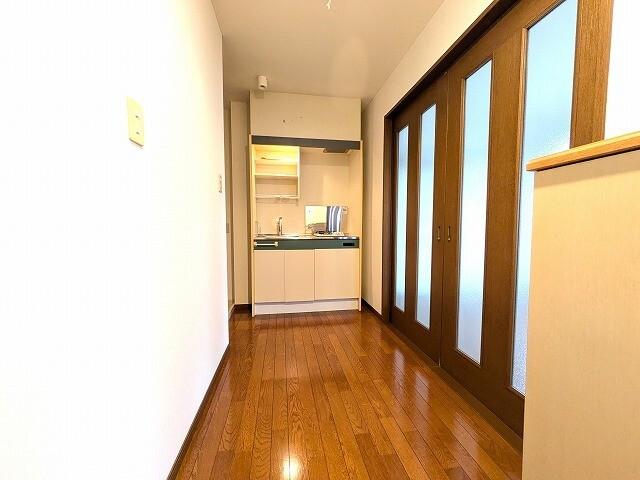 ハイツリリーフ（402.） 玄関