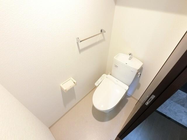アール大阪リュクス トイレ