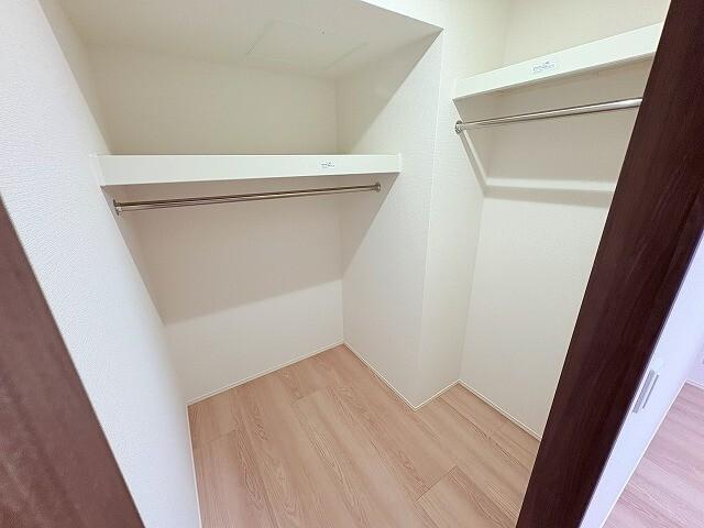 クラシスト三津屋南 収納
