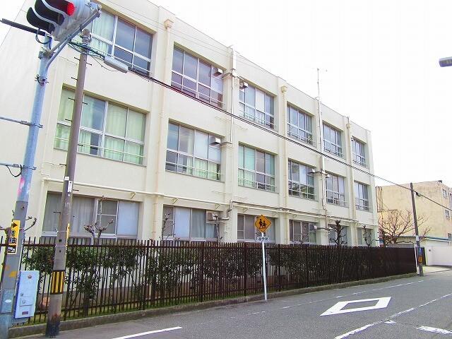 大阪市立淀中学校：725m