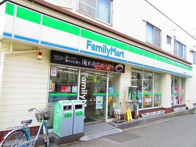 ファミリーマート出来島二丁目店：117m
