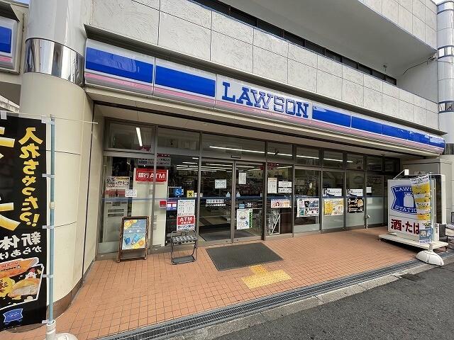 ローソン出来島駅前店：158m