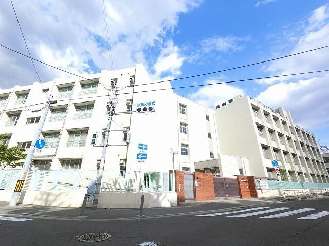 大阪市立歌島小学校：259m