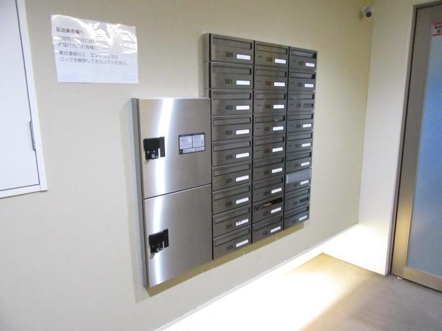 大阪市西淀川区大和田マンション エントランス