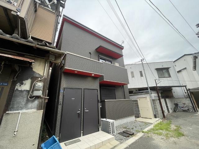 百島アパート エントランス