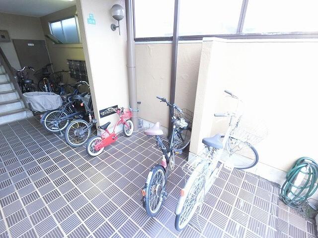 ハイムエーデル 駐車場