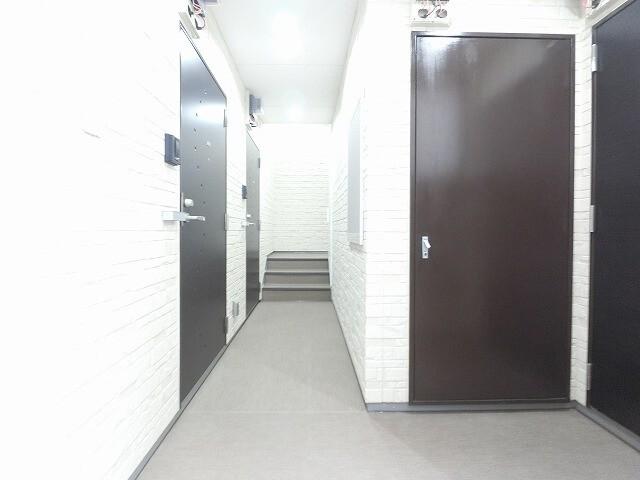 GRANDIR三津屋中 ロビー