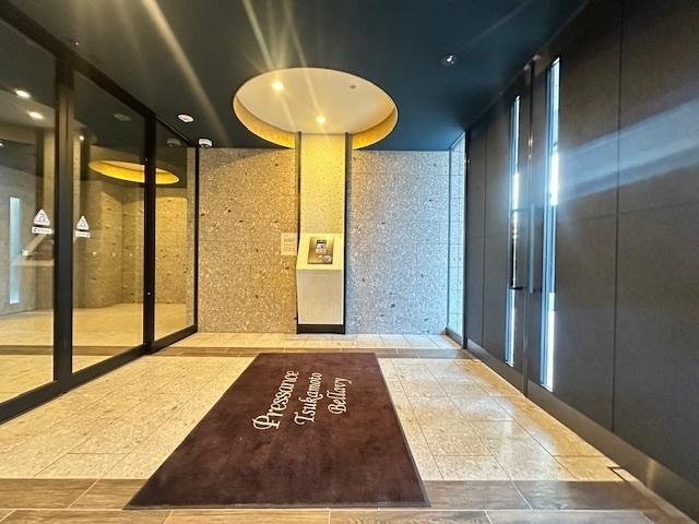 プレサンス塚本ベラビィ ロビー