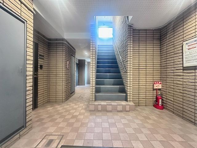 リバティ堀内 ロビー