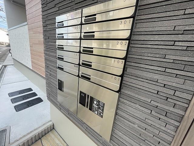 フジパレス出来島ＷＥＳＴⅠ番館 ロビー