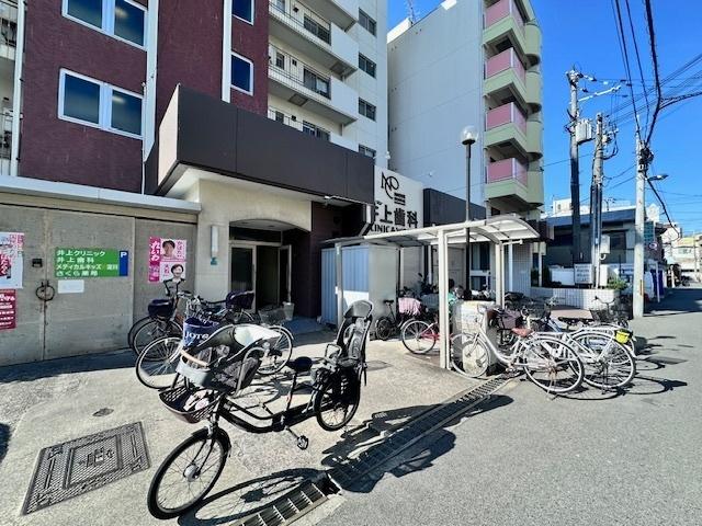 コーポラス寺内 駐車場