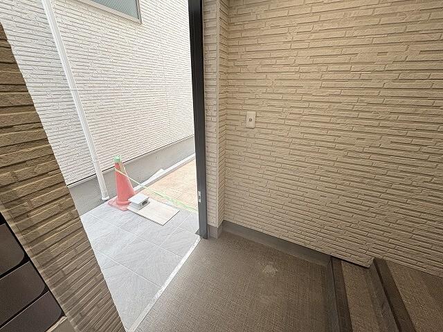 F asecia beseelt ロビー
