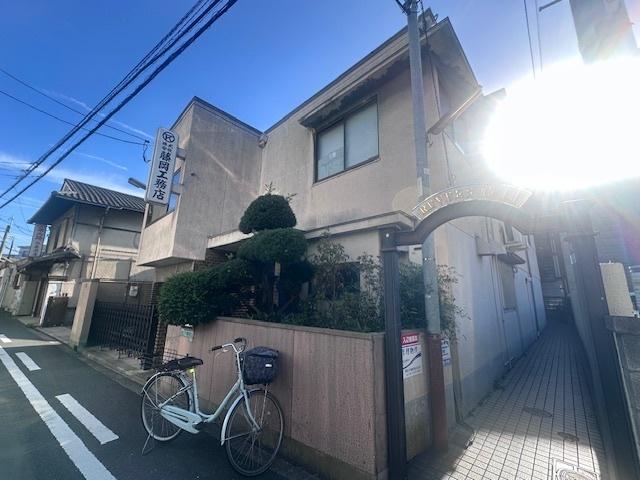 リバース藤岡 外観