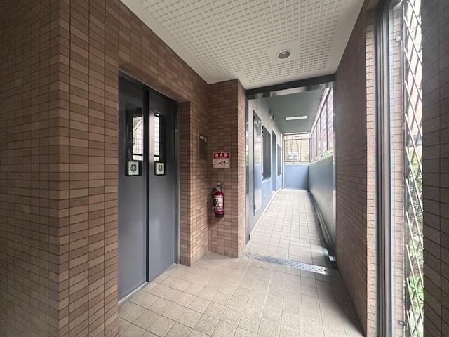 大阪市淀川区三津屋南マンション ロビー