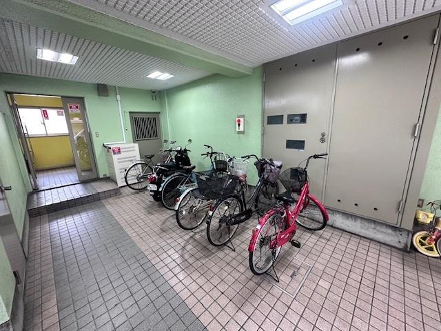 サンパティオ歌島 駐車場