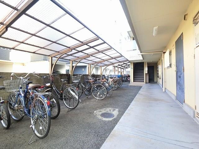 セピアハイツ 駐車場