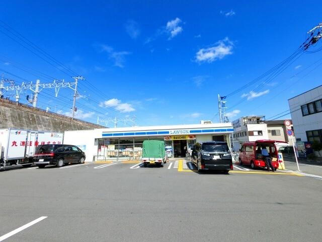 ローソン淀川塚本一丁目店：186m