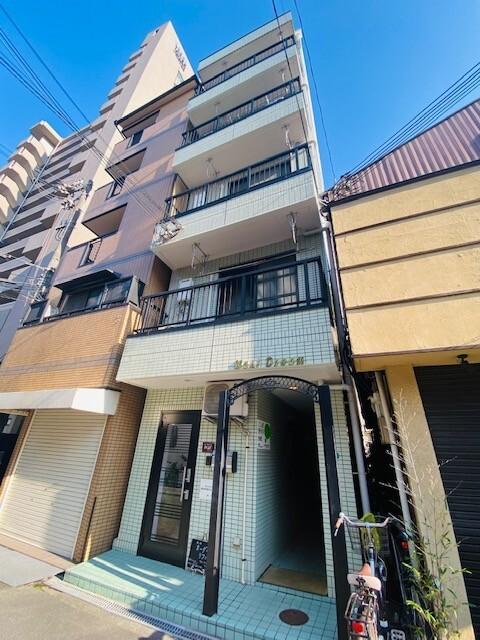 駅近のマンションです