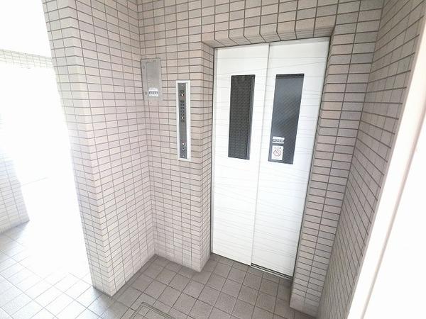 ロイヤルコート歌島 物件画像