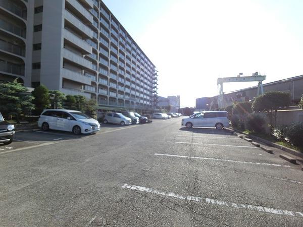 オリーブハイツ姫島 駐車場