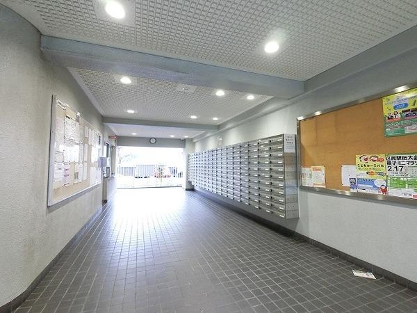ユニハイム千船三番館 ロビー